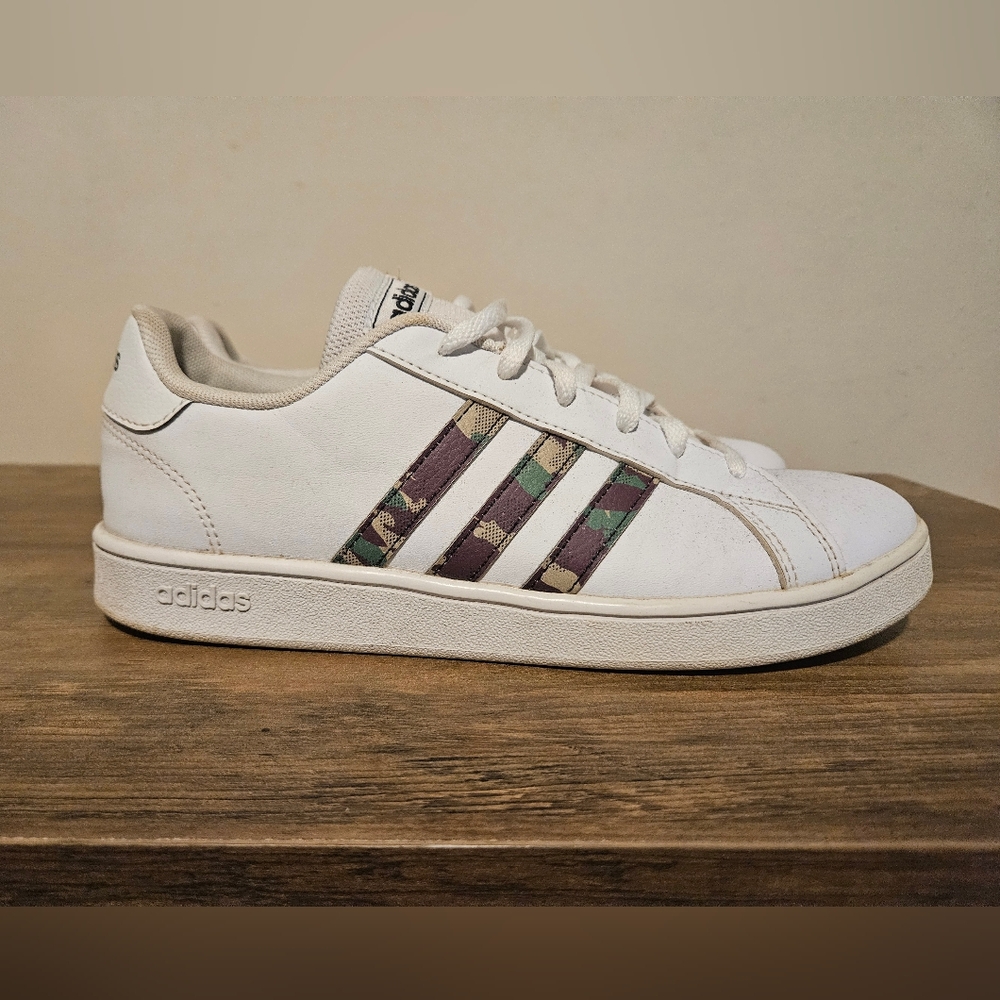 Adidas White Sneaker with Camouflage Stripe